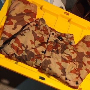 NWOT Boys Snow Pants